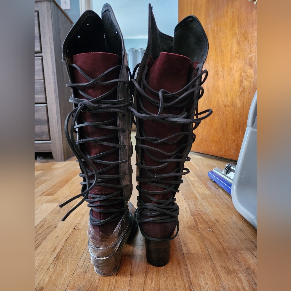 Freebird Boots size 9